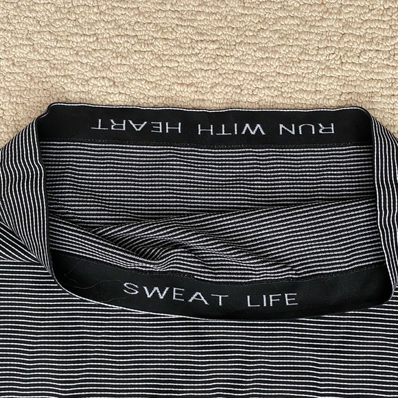 Lululemon swiftly tech tank top - Picture 3 of 3